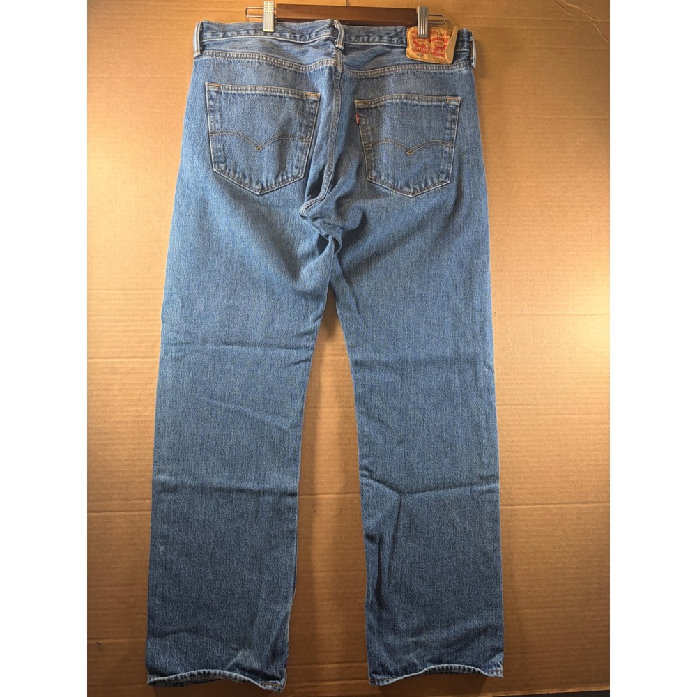 Levi's 501 Original Fit Jeans Mens 35x30 Blue Straight Leg Button Fly Cotton